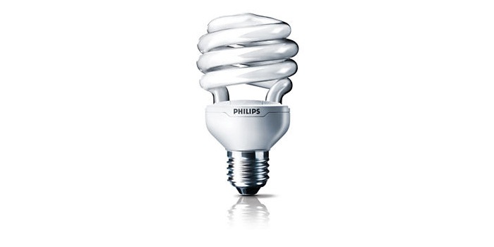 Un bec cu lumină fluorescentă compact