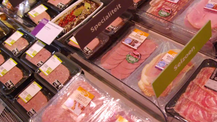 În acest videoclip, puteţi vedea experienţele realizate de lanţul de supermarketuri Plus cu sistemul Meat Discoloration de la Philips