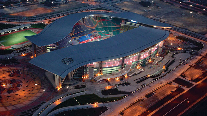 Stadionul olimpic Guangzhou iluminat cu produse de iluminat de la Philips