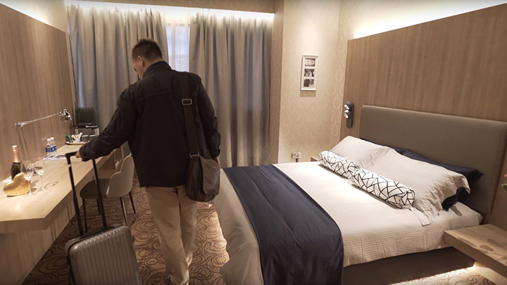 Sistemul de comandă RoomFlex pentru camere de hotel de la Philips Lighting