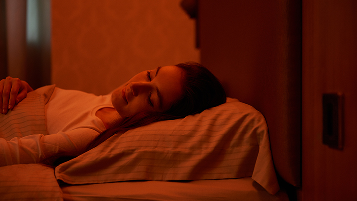 Iluminat pentru hoteluri: sistemul RoomFlex de la Philips Lighting oferă oaspeţilor o experienţă naturală, învigorantă, a trezirii.
