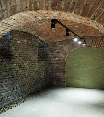 Interior 2