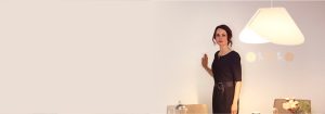 „Reglează lumina LED prin intermediul unui variator elegant de perete,
îmbunătățind atmosfera și eficiența energetică în camera de zi.”